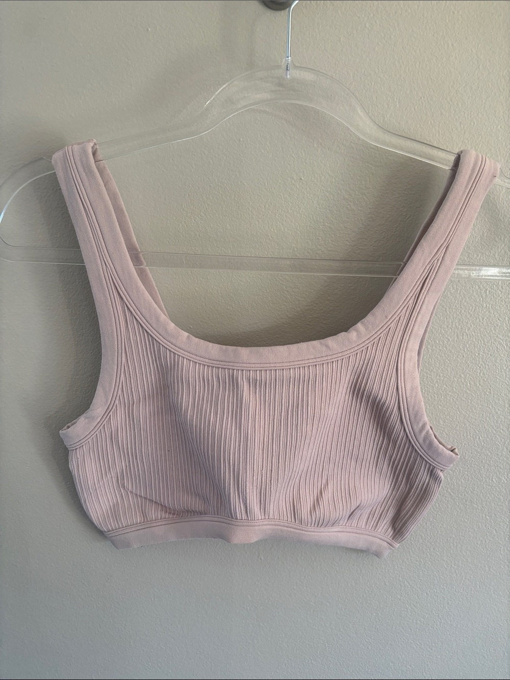 L-DD Victoria’s Secret PINK sports bra